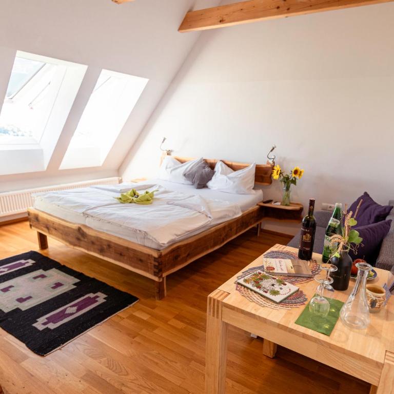Samenkönig Pschait Handels GmbH - Doppelzimmer - 1