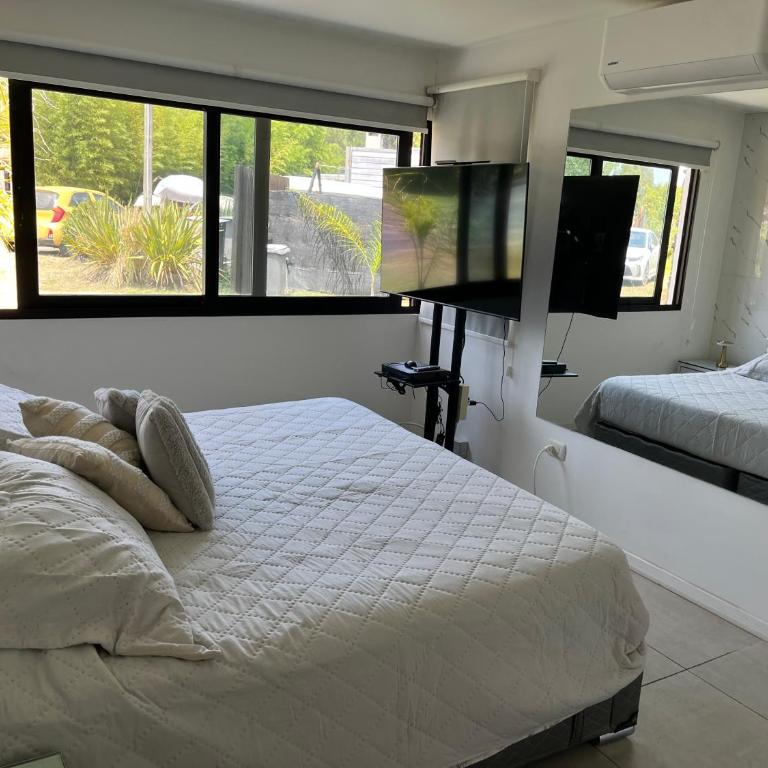Hermosa casa en barrio privado Punta del Este - Three-Bedroom House - 20