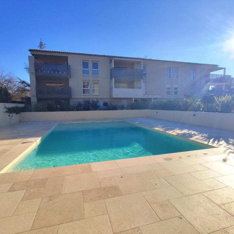 Appartement climatisé avec piscine et parking à Uzès - Appartement 2 Chambres - 16