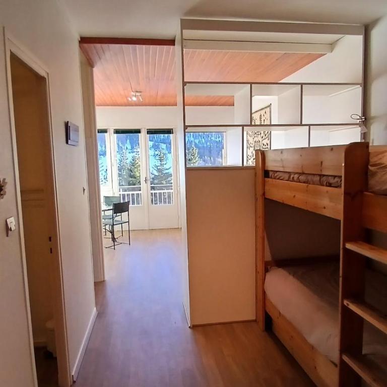Studio 4 personnes, superbe vue sur les pistes - Apartment - 13