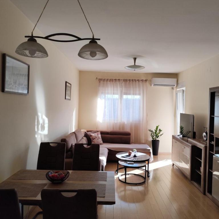 Apartman City kvart Podgorica 2 - One-Bedroom Apartment - 2