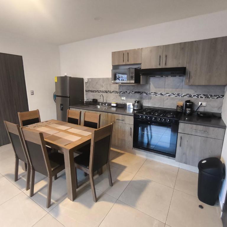 Modern and centrally located apartment in CDMX - Apartamento de 2 dormitorios - 1