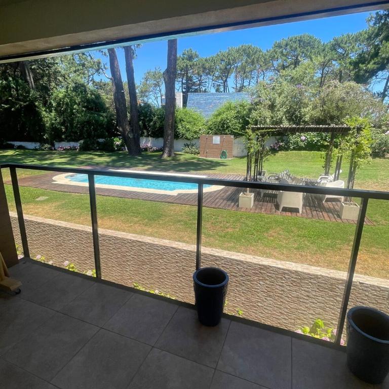 Apartment for rent 1 block from the beach 2 bedrooms 2 bathrooms - Apartamento de 3 dormitorios - 20
