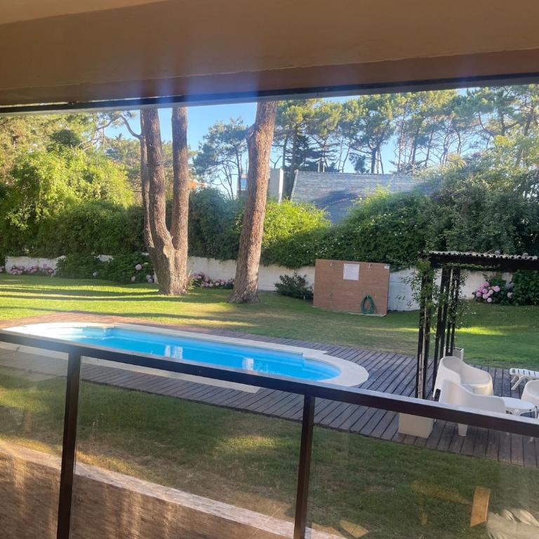 Apartment for rent 1 block from the beach 2 bedrooms 2 bathrooms - Apartamento de 3 dormitorios - 29