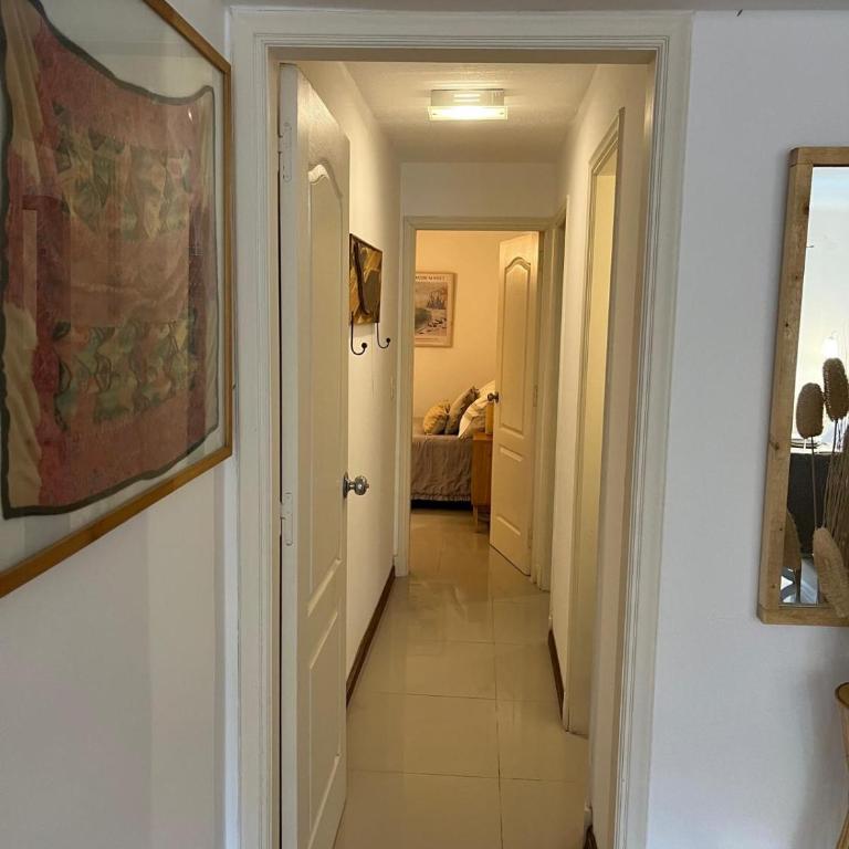 Apartment for rent 1 block from the beach 2 bedrooms 2 bathrooms - Apartamento de 3 dormitorios - 35