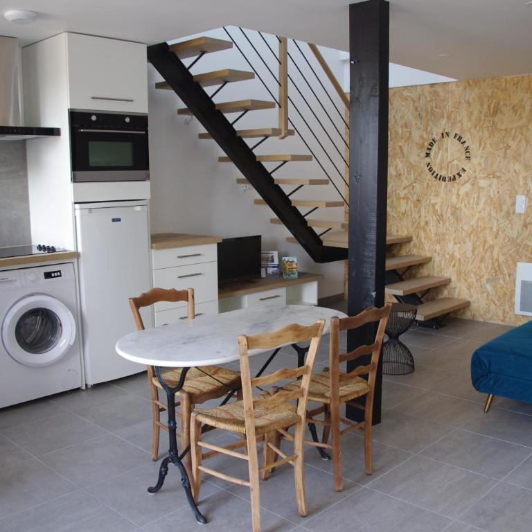 Loft près de la gare et proche du centre ville - Maison 1 Chambre - 1