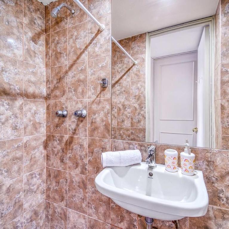 Ocean Stay Apartment with Ocean View in Viña Del Mar - Three-Bedroom Apartment - 9