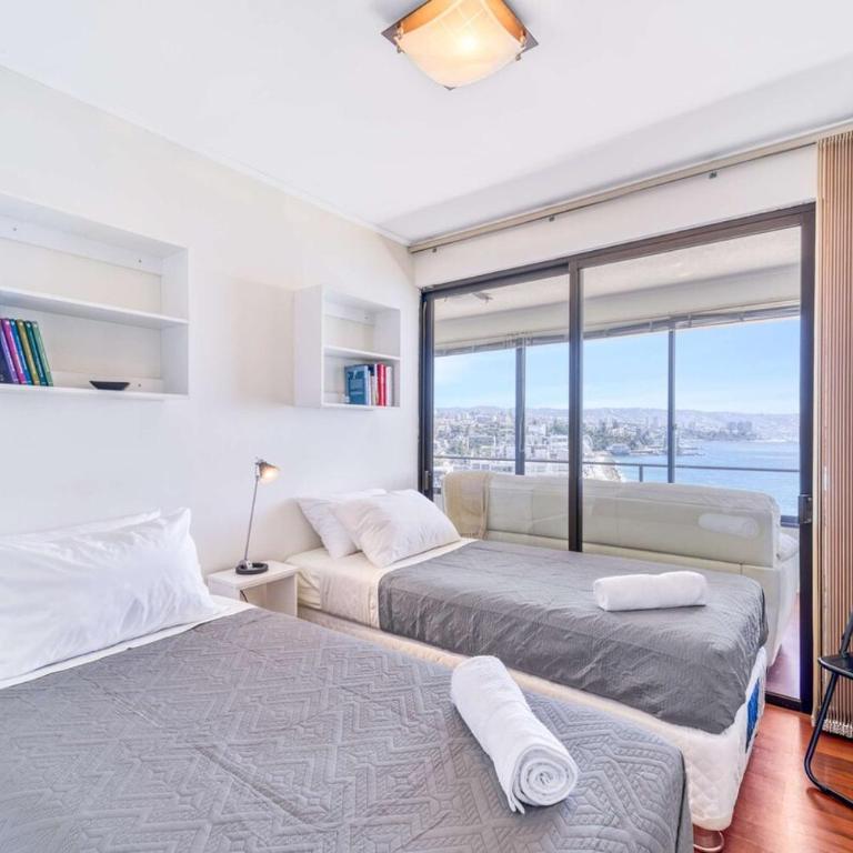 Ocean Stay Apartment with Ocean View in Viña Del Mar - Three-Bedroom Apartment - 13
