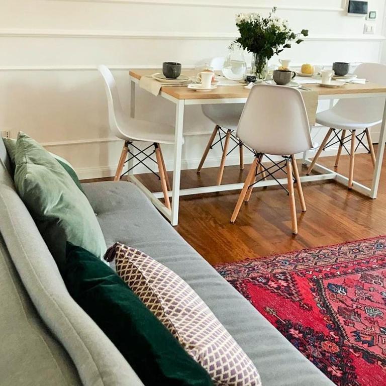 Interno 8 - Appartamento con 2 Camere da Letto e Vista Città - 4