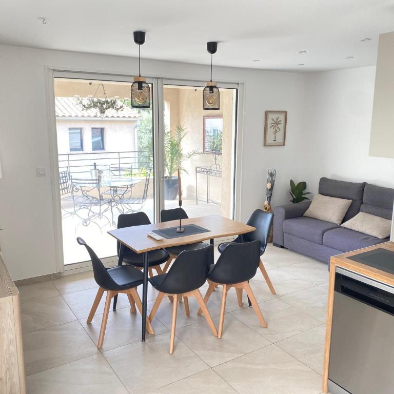 Duplex Sanary avec terrasses - Two-Bedroom Apartment - 3