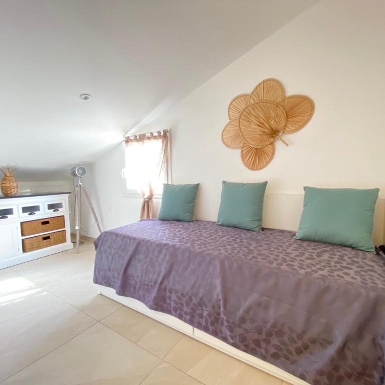 Duplex Sanary avec terrasses - Two-Bedroom Apartment - 12