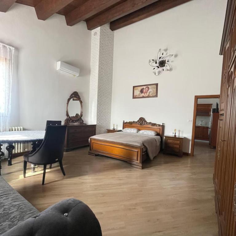 B&B Maria appartamento con stanza matrimoniale e soggiorno vicino alla fiera 2 - Appartamento con 1 Camera da Letto - 5