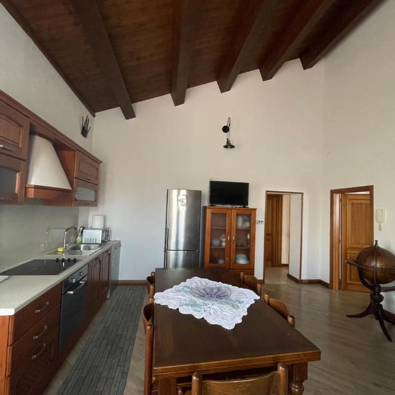 B&B Maria appartamento con stanza matrimoniale e soggiorno vicino alla fiera 2 - Appartamento con 1 Camera da Letto - 8