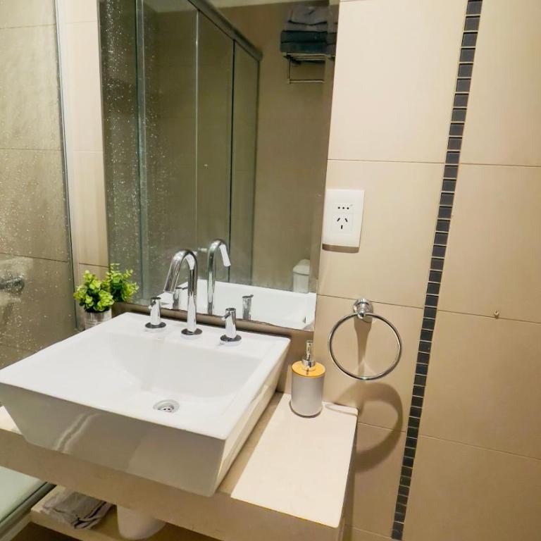 Departamento con increíbles servicios - Faro - Península - Puerto - Apartamento de 2 dormitorios - 3