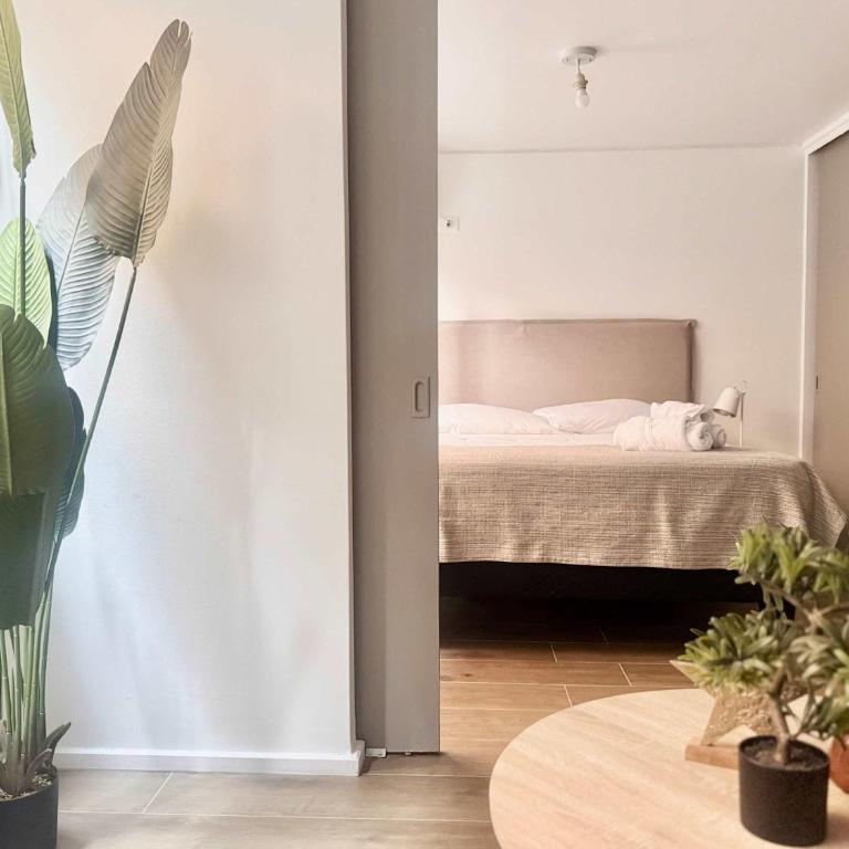 Comodo remodelado a pasos de Costanera y Metro - Apartment - 1