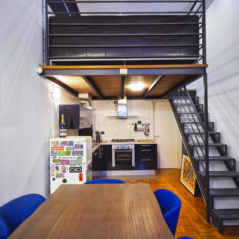 Independent Design Loft with Private Terrace - Milan - Appartamento con 2 Camere da Letto - 18