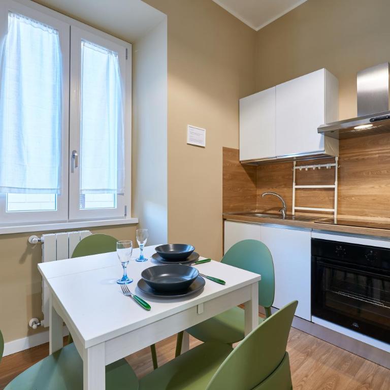 Appartamento 2 camere vicino al Colosseo - Roma Centro - Appartamento con 2 Camere da Letto - 24