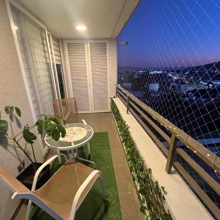 Hermoso Departamento Central Quillota con Estacionamiento y Conserjeria 24 H - Two-Bedroom Apartment - 7