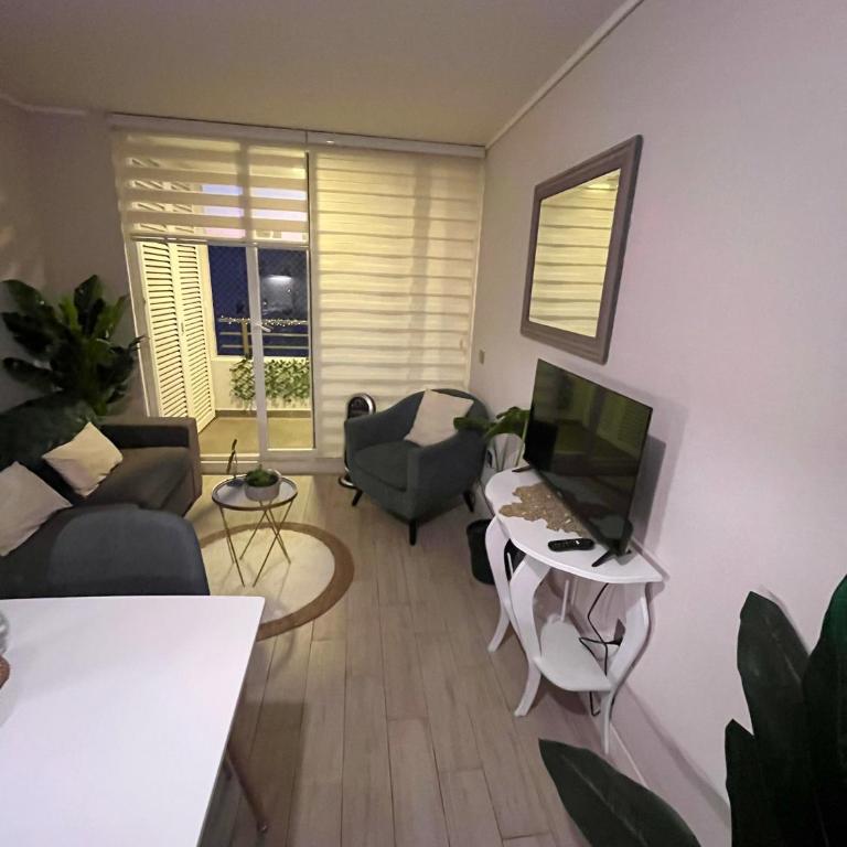Hermoso Departamento Central Quillota con Estacionamiento y Conserjeria 24 H - Two-Bedroom Apartment - 9