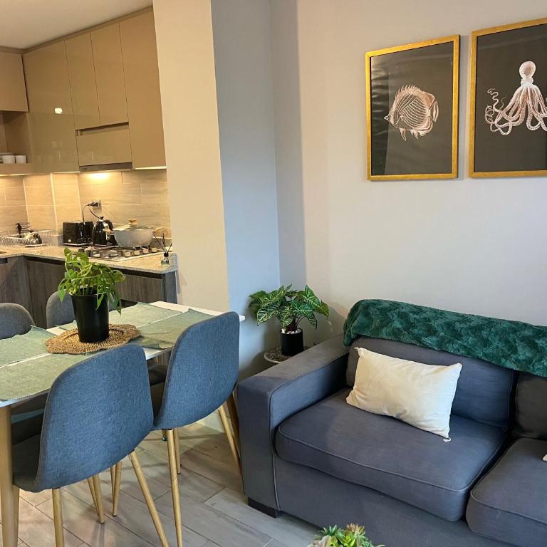 Hermoso Departamento Central Quillota con Estacionamiento y Conserjeria 24 H - Two-Bedroom Apartment - 11