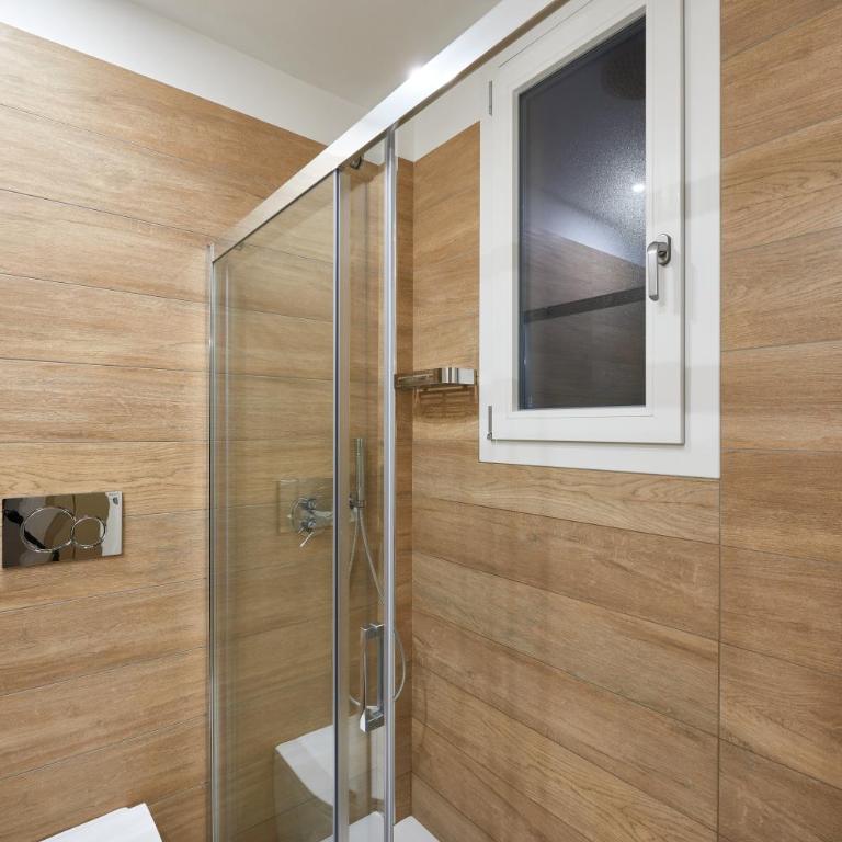 Appartamento 2 camere vicino al Colosseo - Roma Centro - Appartamento con 2 Camere da Letto - 28