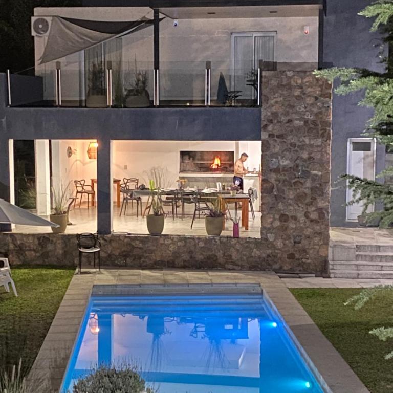 Altos del Oeste - Casa con 1 dormitorio - 2