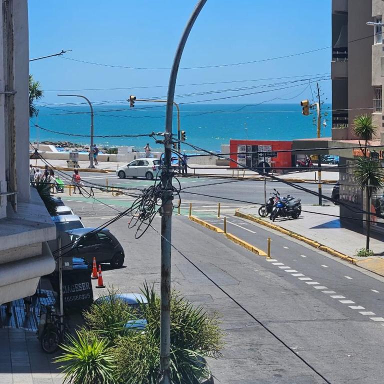 Al Mare Departamento, a 50 metros de playa Alfonsina - Two-Bedroom Apartment - 1
