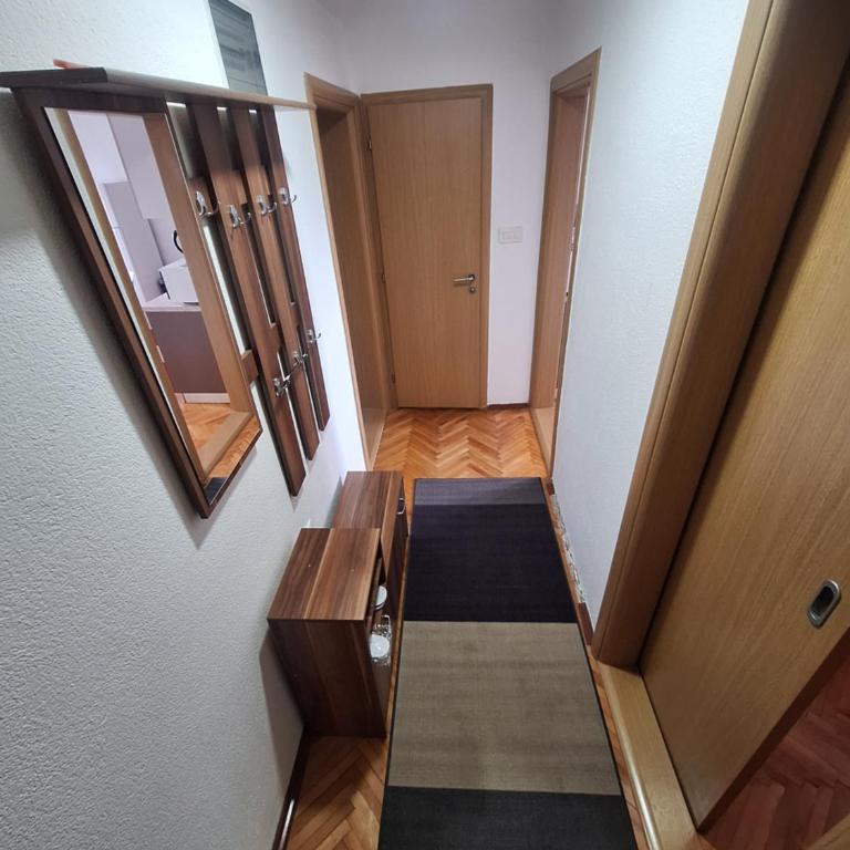Apartman Mila - One-Bedroom Apartment - 2