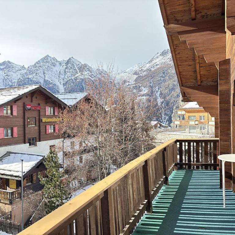 Easy Central Stay with Parking - Appartement 2 Chambres - 1