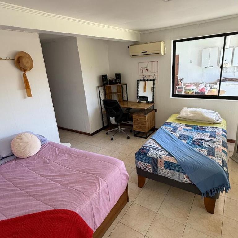 Large house for the weekend - One-Bedroom House - 19