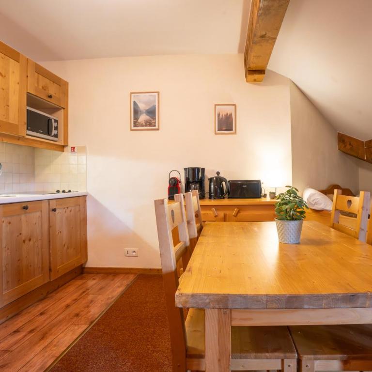 Le Cocon - Appartement 1 Chambre avec Balcon et Vue sur les Montagnes - 24