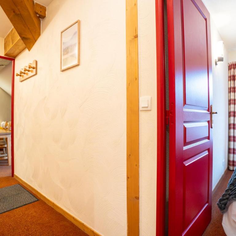 Le Cocon - Appartement 1 Chambre avec Balcon et Vue sur les Montagnes - 16