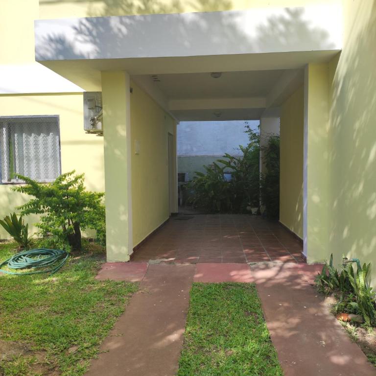 Alquileres Brun - Estudio con 1 cama grande - 8
