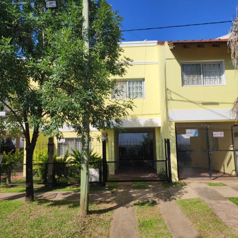 Alquileres Brun - Estudio con 1 cama grande - 1