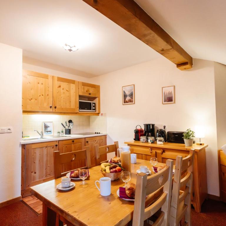 Le Cocon - Appartement 1 Chambre avec Balcon et Vue sur les Montagnes - 2