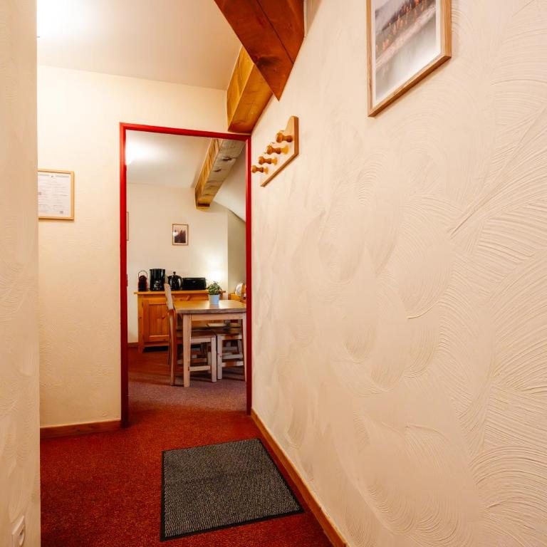 Le Cocon - Appartement 1 Chambre avec Balcon et Vue sur les Montagnes - 27