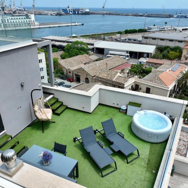 Marina Rooftop Exclusive View - Appartamento con 1 Camera da Letto e Vasca da Bagno Idromassaggio all’Ultimo Piano - 2