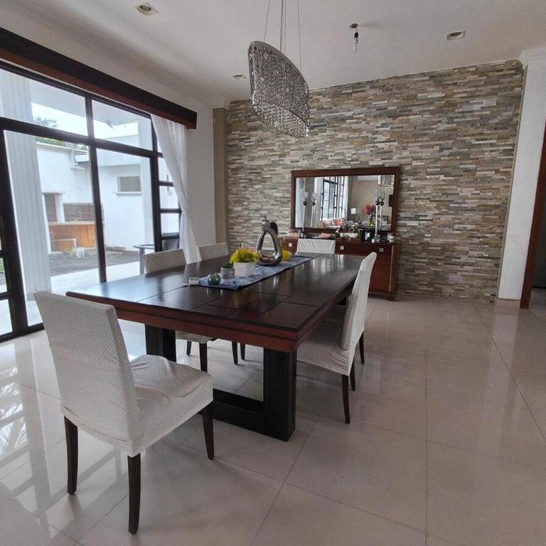 Enchanted Haven - Villa - 21