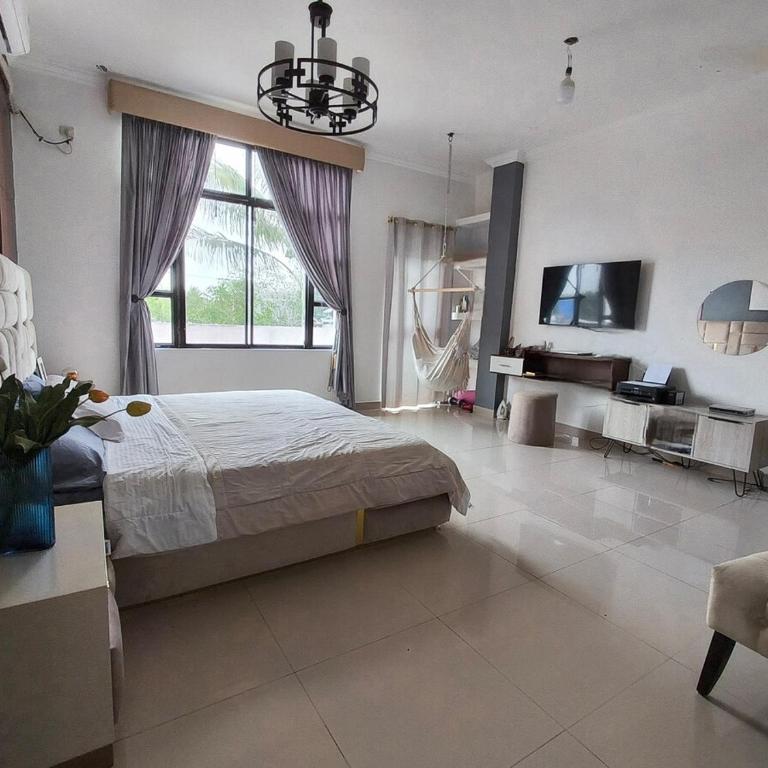 Enchanted Haven - Villa - 38