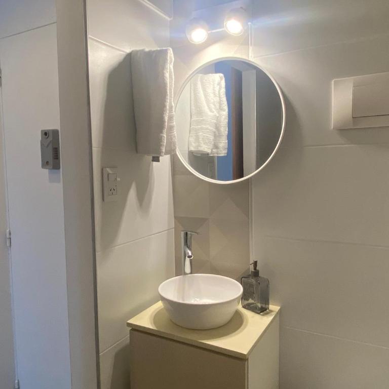 Moderno monoambiente Plaza Mitre - One-Bedroom Apartment - 9