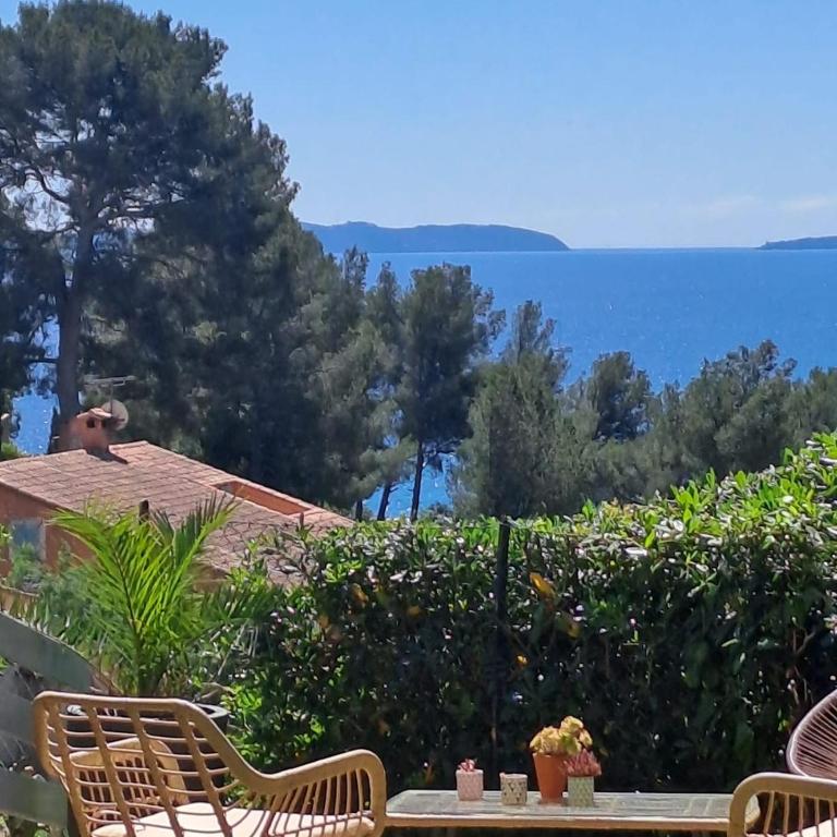 Rez-de-jardin, vue mer, Le Lavandou - Appartamento con 2 Camere da Letto - 1