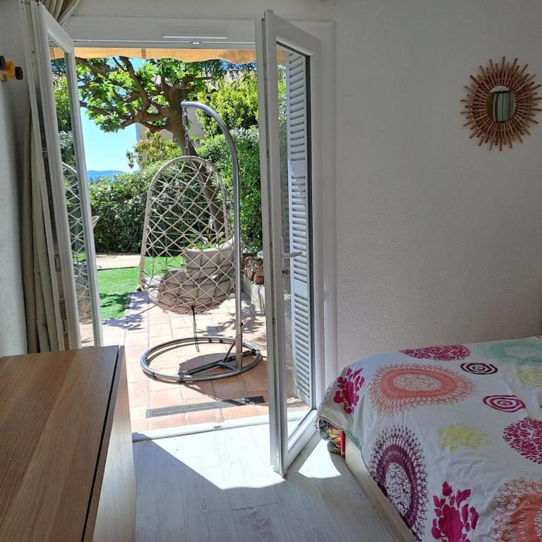 Rez-de-jardin, vue mer, Le Lavandou - Appartamento con 2 Camere da Letto - 6
