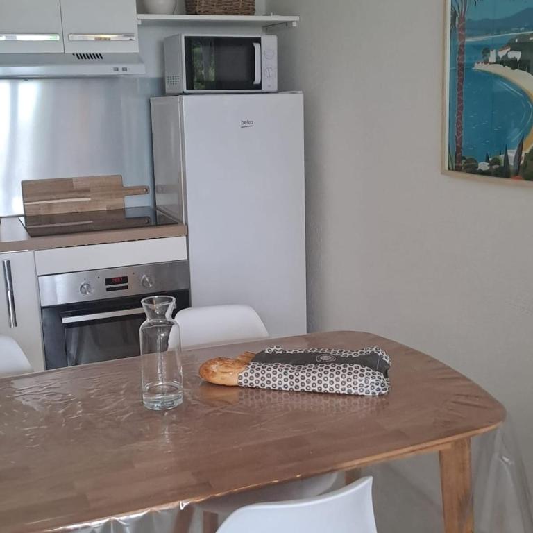 Rez-de-jardin, vue mer, Le Lavandou - Appartamento con 2 Camere da Letto - 9