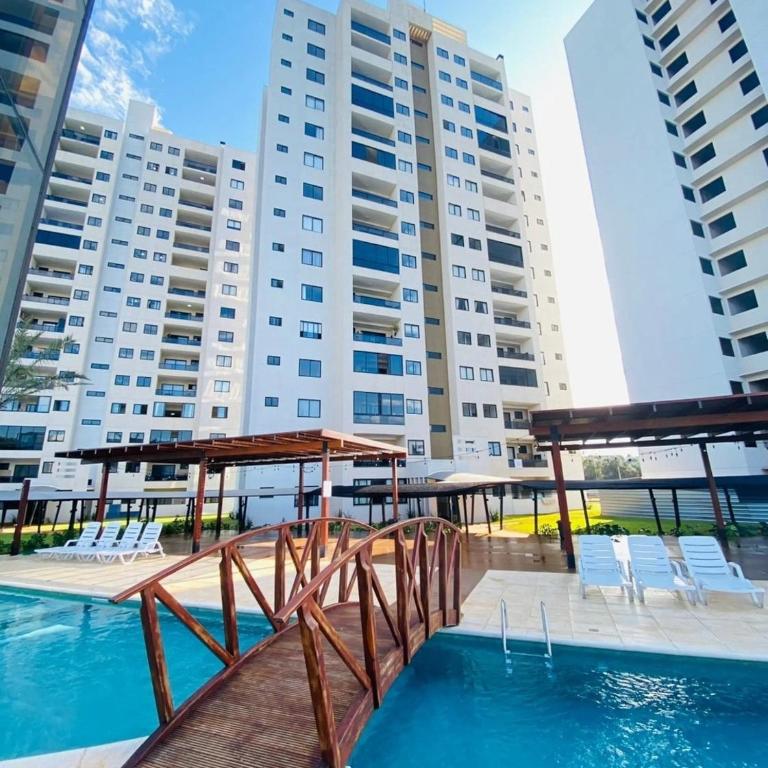 Sophisticated Premium Apartment - Residential Club - Three-Bedroom Apartment with Balcony - 13