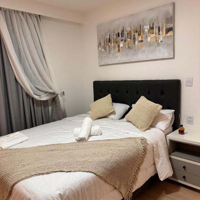 Sophisticated Premium Apartment - Residential Club - Three-Bedroom Apartment with Balcony - 18