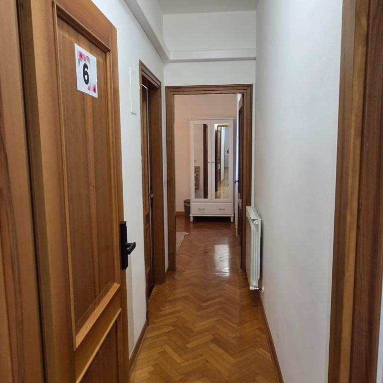 Affittacamere Carlotta Trieste - Camera Matrimoniale/Doppia con Letti Singoli - 11