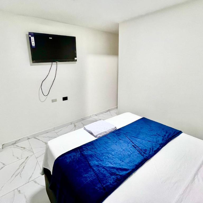 Hotel Bello Horizonte - Double Room with Private Bathroom - 9