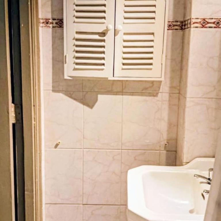 Departamento Avenida Marina frente al Casino - Three-Bedroom Apartment - 13