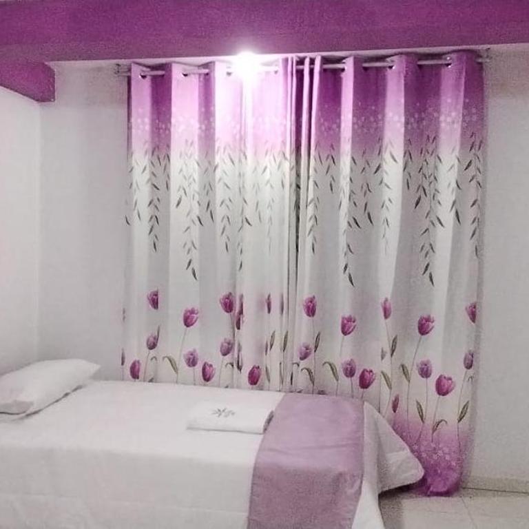 Hospedaje Bella Acuarela - Habitación Doble con baño privado - 2
