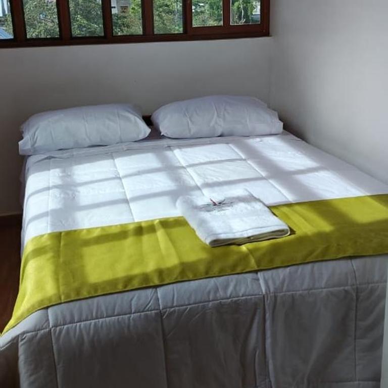 Hospedaje Bella Acuarela - Habitación Doble con baño privado - 1